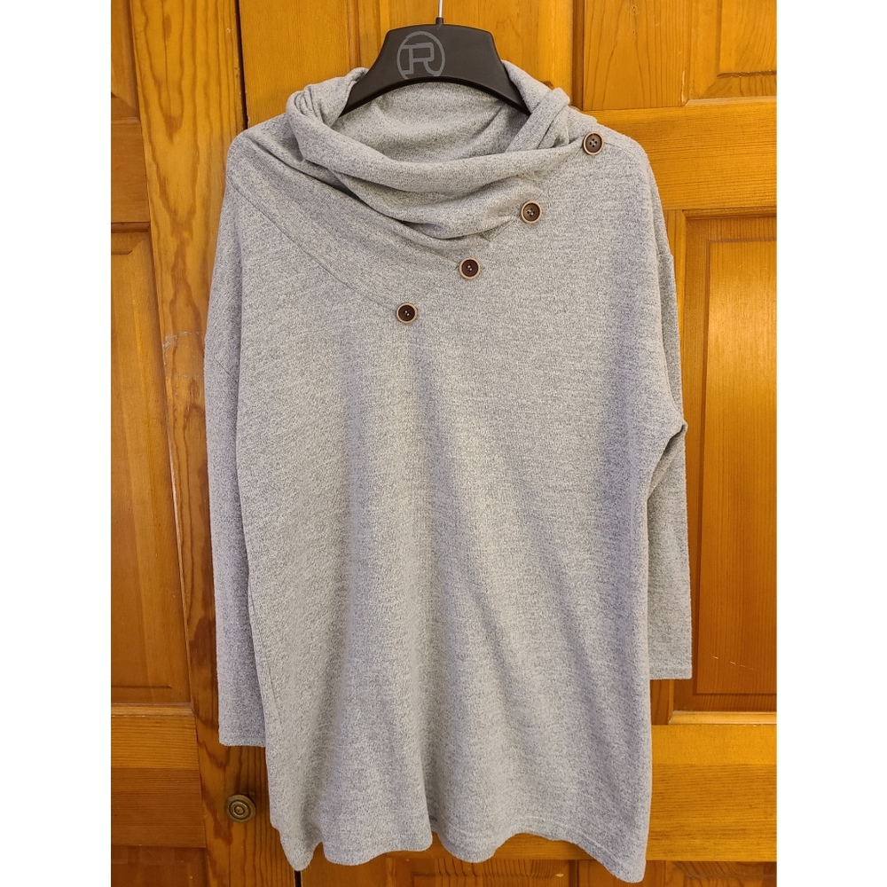 3/4 sleeve tunic type sweater
